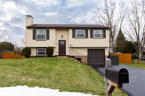 181 Partridge Run Rd, Gibsonia, PA 15044