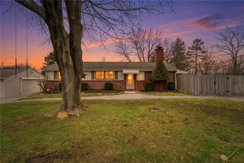 299 Hansen Ave, Ellwood City, PA 16117