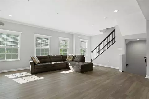 209 Lockheed Dr, Coraopolis, PA 15108 photo 11