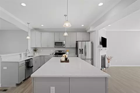209 Lockheed Dr, Coraopolis, PA 15108 photo 15