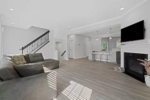 209 Lockheed Dr, Coraopolis, PA 15108 photo 12