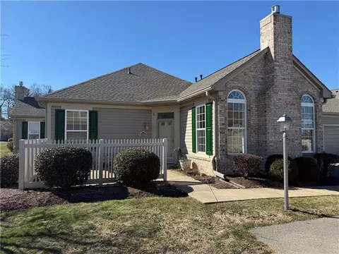 3094 Kensington Ct, Renfrew, PA 16053