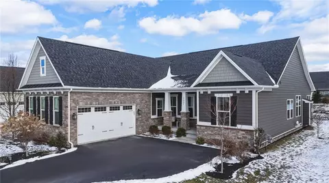 2003 Cherry Rd, Gibsonia, PA 15044