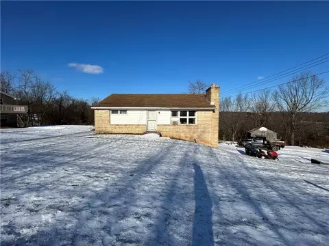 1512 Spring Run Road Ext, Coraopolis, PA 15108