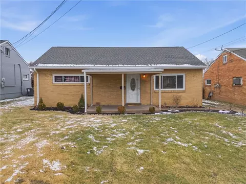 130 Eisner Ave, Bridgeville, PA 15017