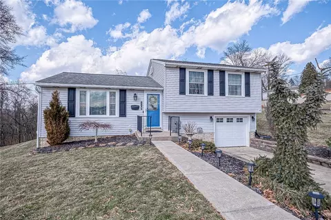110 Jade, Oakdale, PA 15071