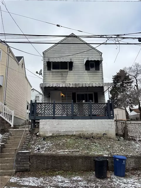 900 Hillsboro, Pittsburgh, PA 15204