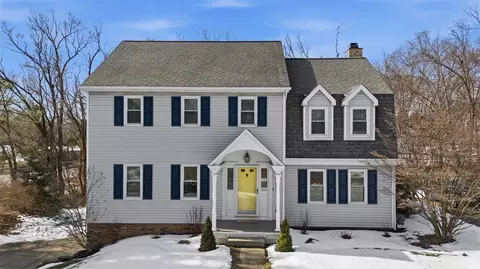 201 Hunting Ridge Trl, Cranberry Township, PA 16066