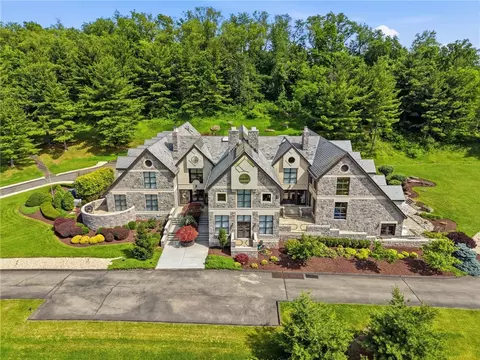 514 Justabout Rd, Venetia, PA 15367