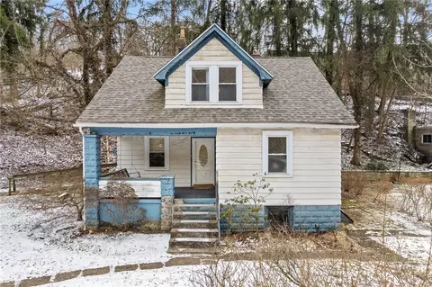 1341 Scrubgrass Rd, Carnegie, PA 15106