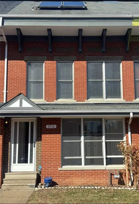 1210 Sheffield St, Pittsburgh, PA 15233