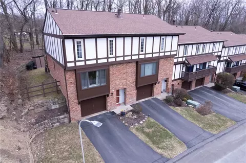 503 Kingsberry Ct, Pittsburgh, PA 15237