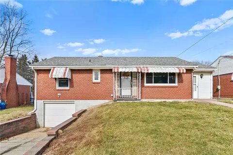 3081 Ben Davis Ave, New Kensington, PA 15068