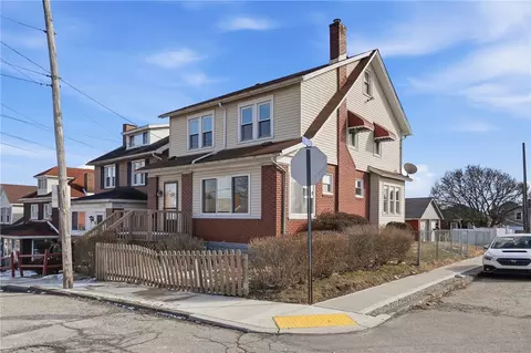3300 Stewart St, Mckeesport, PA 15131