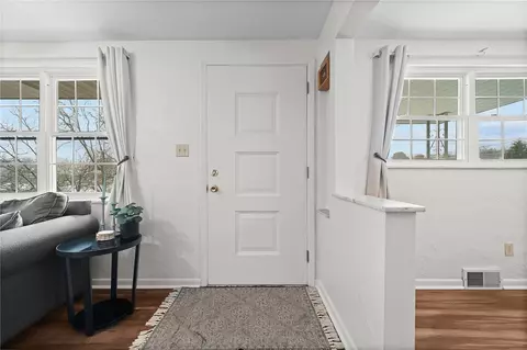 Entry Way - 106 Windsor Dr, Irwin, PA 15642 photo 1 of 2