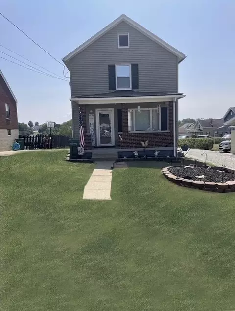 750 Glenn St, Washington, PA 15301