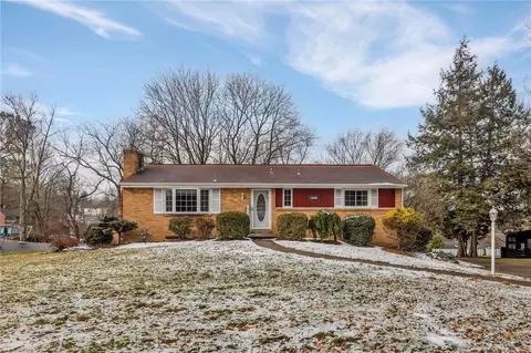 420 Center Church Rd, Canonsburg, PA 15317