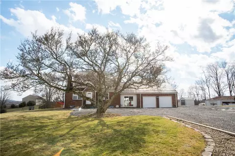 627 Tulip Dr, New Brighton, PA 15066