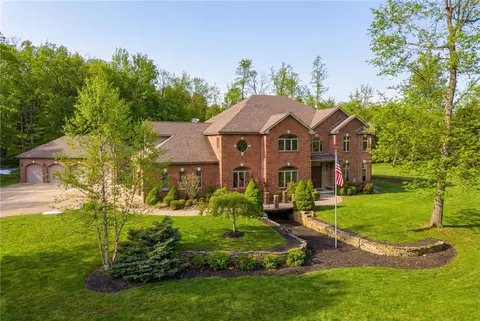1653 Chapel Rdg, Mars, PA 16046