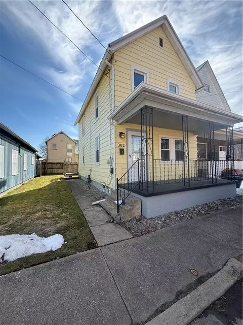 302 Neubert St, Kittanning, PA 16201
