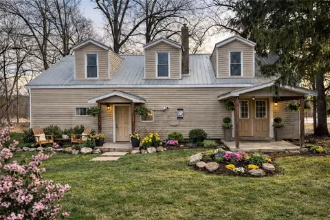 1635 Princeton Rd, New Castle, PA 16101