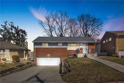 3058 Fadette St, Pittsburgh, PA 15204