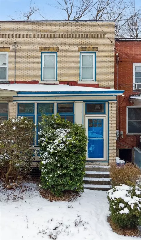 5918 Douglas St, Pittsburgh, PA 15217