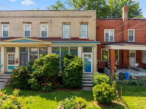 5918 Douglas St, Pittsburgh, PA 15217