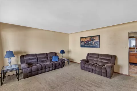 108 Rush Ave, New Eagle, PA 15067 photo 6