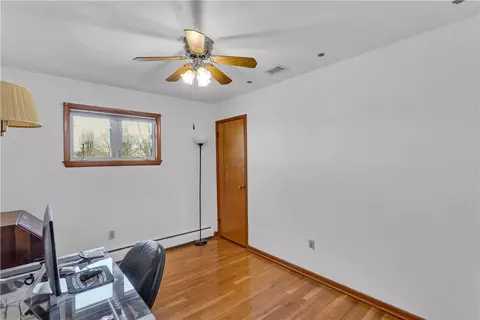 108 Rush Ave, New Eagle, PA 15067 photo 16