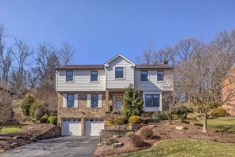 505 Clair Dr, Pittsburgh, PA 15241