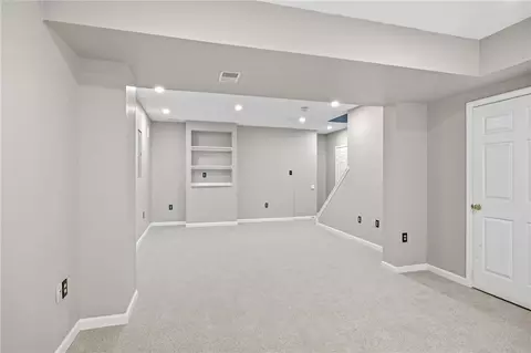 Living - 644 White Pine Dr, Mars, PA 16046 photo 6 of 7