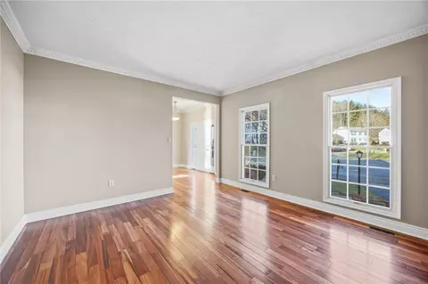 Living - 644 White Pine Dr, Mars, PA 16046 photo 2 of 7