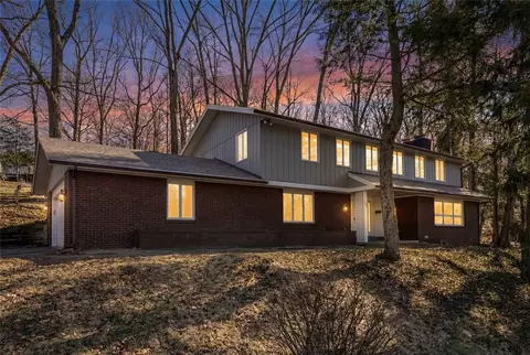 742 Cabin Hill Dr, Greensburg, PA 15601