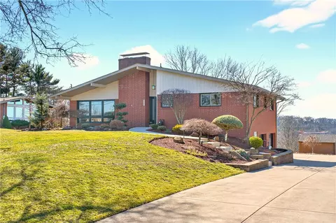 196 Marion Dr, Canonsburg, PA 15317