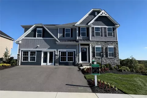 172 Victoria Dr, Coraopolis, PA 15108