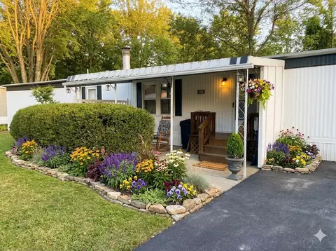 114 Menock Manor Ln, Greensburg, PA 15601