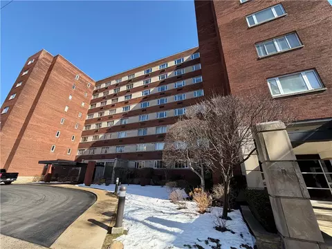 128 N Craig St #911, Pittsburgh, PA 15213