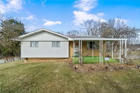 3818 Grant St, South Park, PA 15129