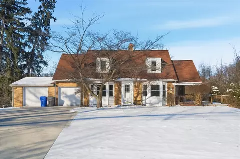 4252 Glasgow, Valencia, PA 16059