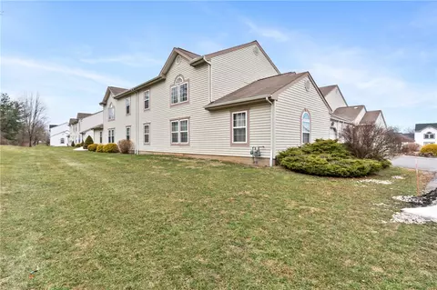 238 Huckleberry Ct, Wexford, PA 15090