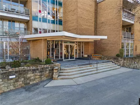 5100 Fifth Ave #506, Pittsburgh, PA 15232