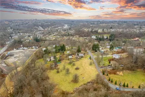 0 Roseberry St, Pittsburgh, PA 15216