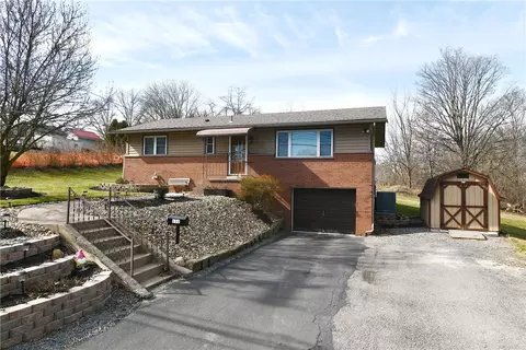131 E Water St, Slippery Rock, PA 16057