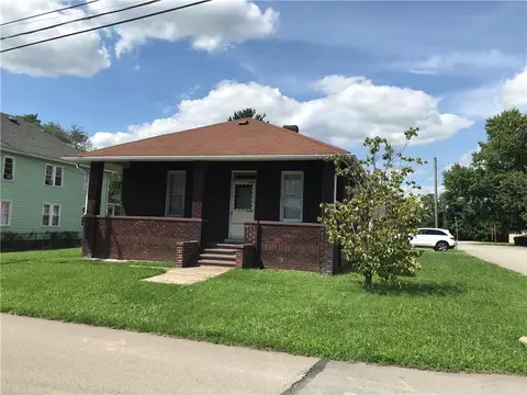 1404 Aetna St, Connellsville, PA 15425
