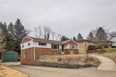 206 Russell Dr, Verona, PA 15147