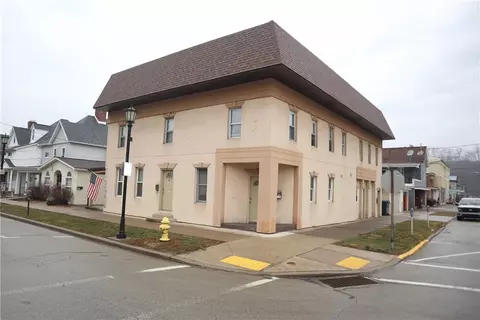 156 Third St, California, PA 15419