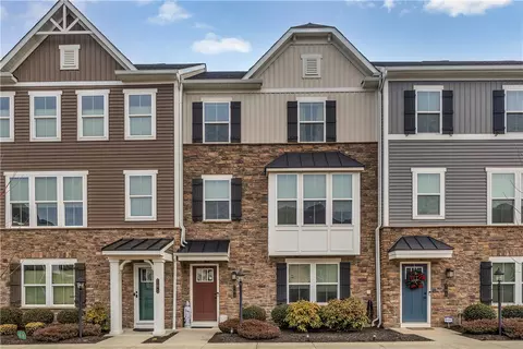 703 Truth Ln, Cranberry Township, PA 16066