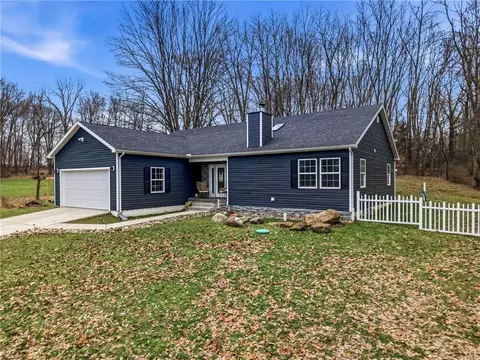 Exterior - 112 Willadell Rd, Transfer, PA 16154 photo 3 of 11