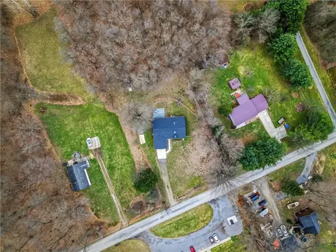 View/Area - 112 Willadell Rd, Transfer, PA 16154 photo 5 of 5